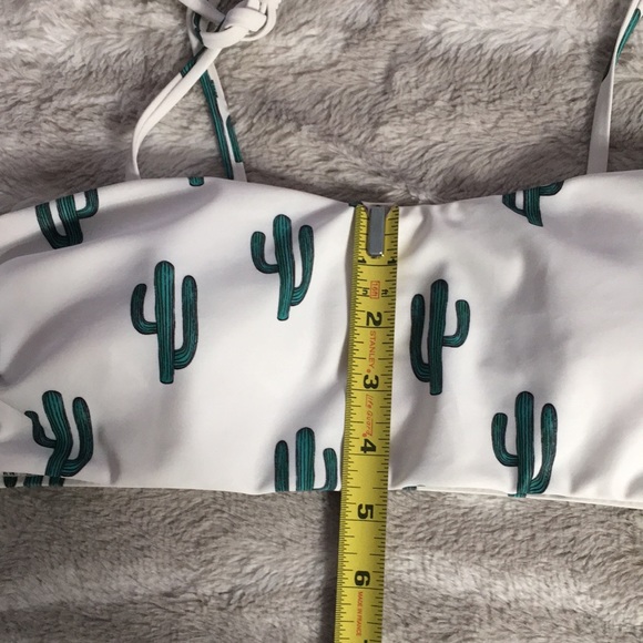 Zaful cactus print bikini set with reversible bottoms size 6/M - Picture 8 of 10